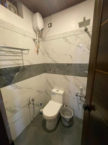 Photo of Bathroom in Athirapally