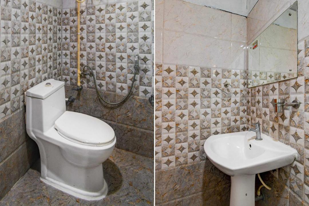 Photo of Bathroom in Bhubaneshwar