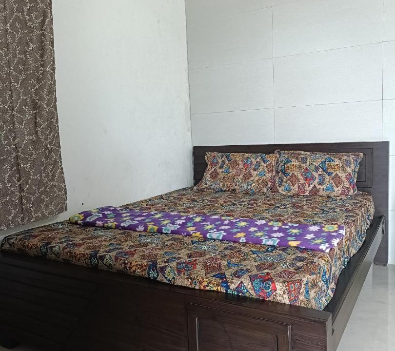 Photo of Bedroom in Sirumalai