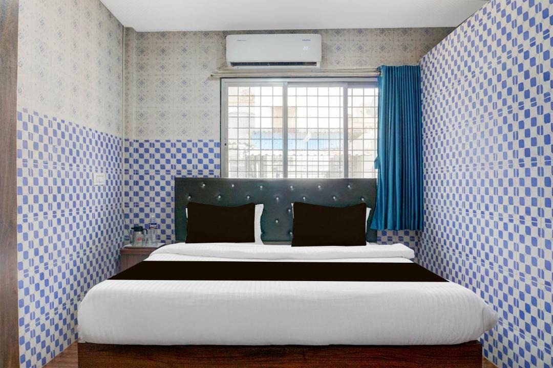 Photo of Bedroom in Kopar Khairane