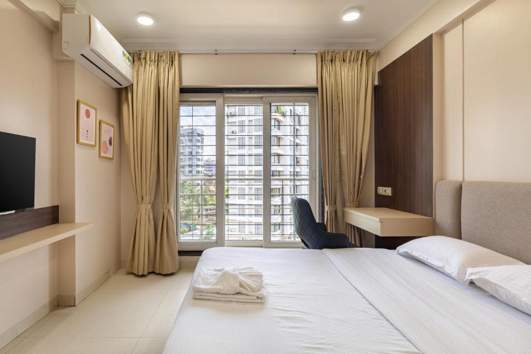 Photo of Bedroom in Bandra East