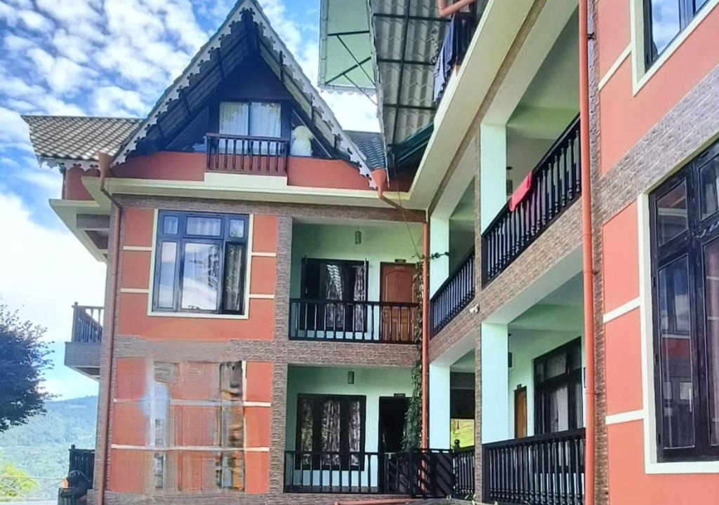 Photo of Others in Geyzing