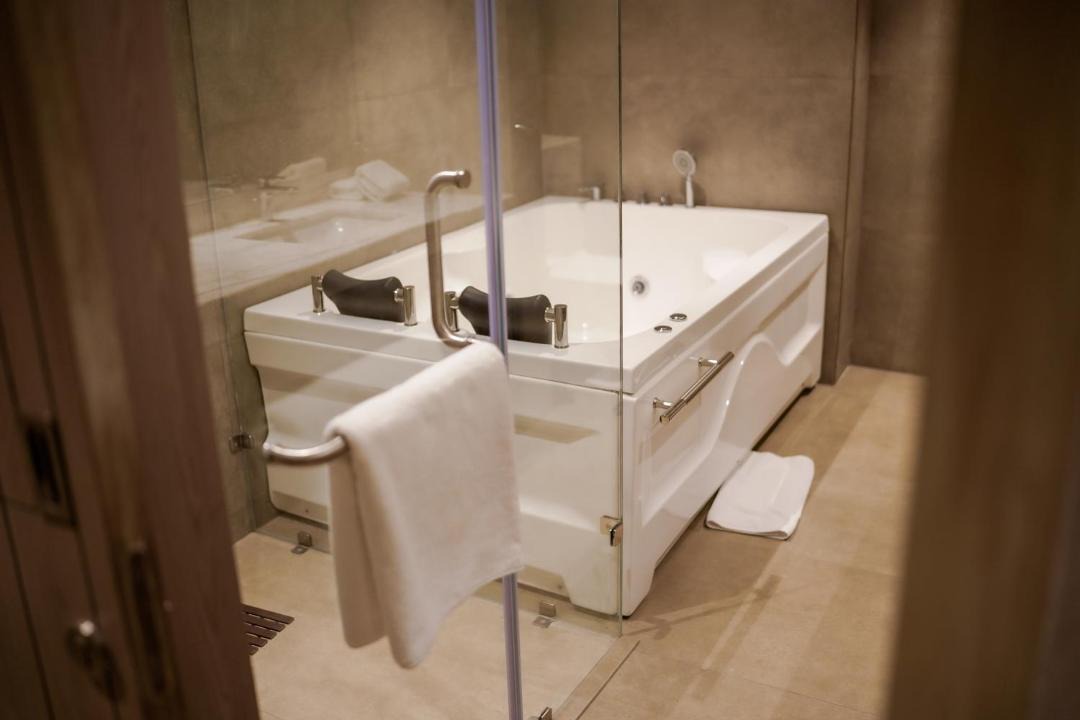 Photo of Bathroom in Zirakpur