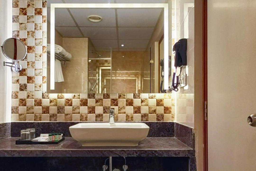 Photo of Bathroom in Sadahalli