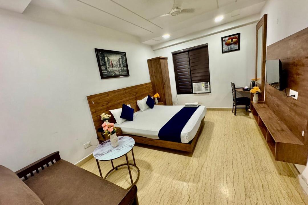 Photo of Bedroom in Karol Bagh