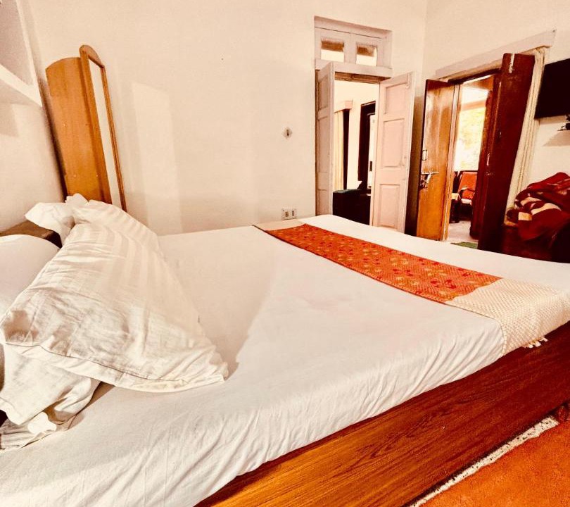 Photo of Bedroom in Kasauli