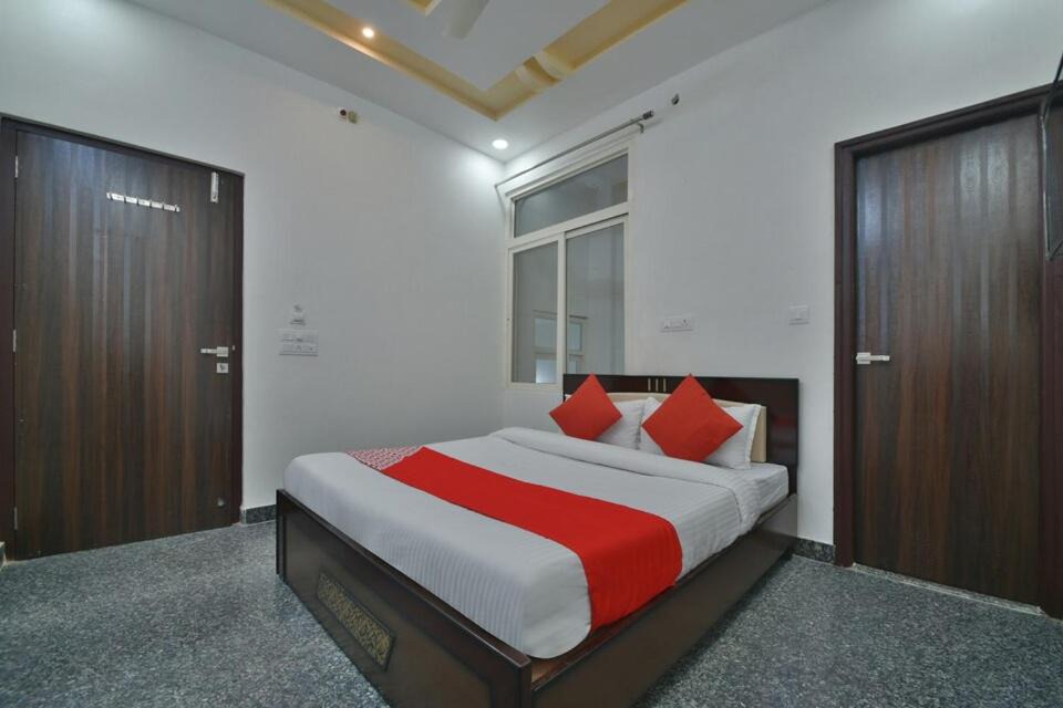 Photo of Bedroom in Central Area