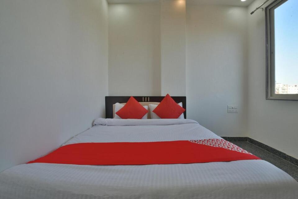 Photo of Bedroom in Central Area