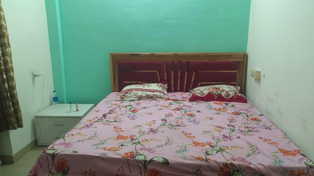 Photo of Bedroom in Nilje Gaon