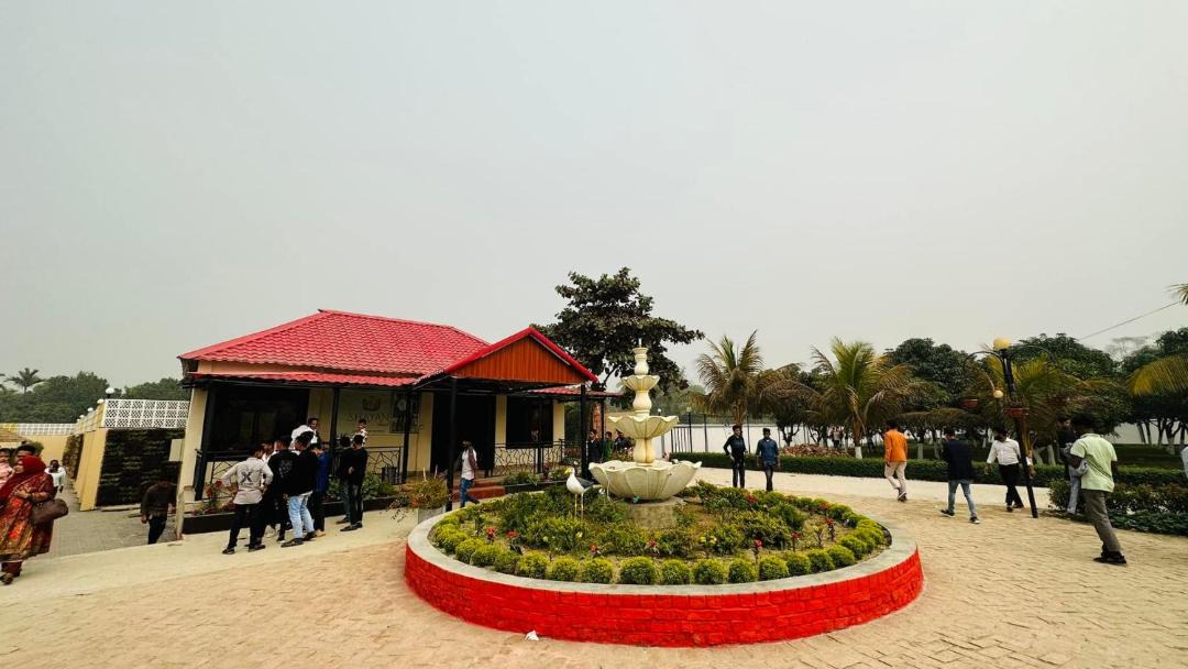 Photo of Others in Dhaka Division
