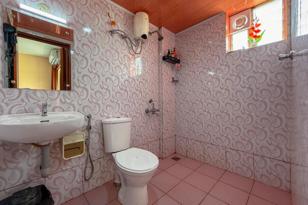 Photo of Bathroom in Nedumbassery