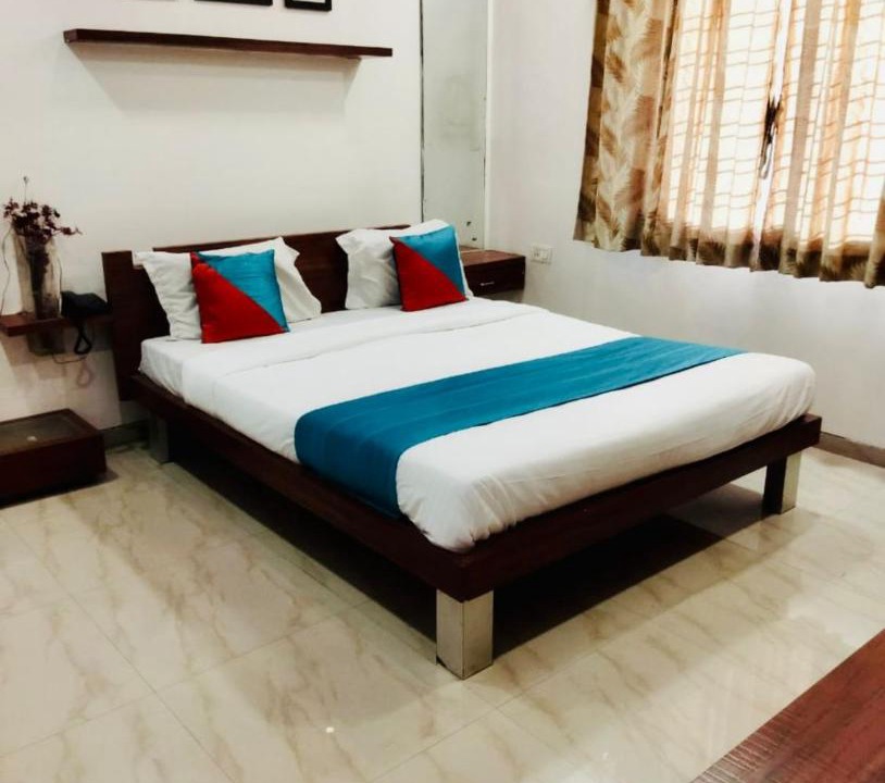 Photo of Bedroom in Daulatabad