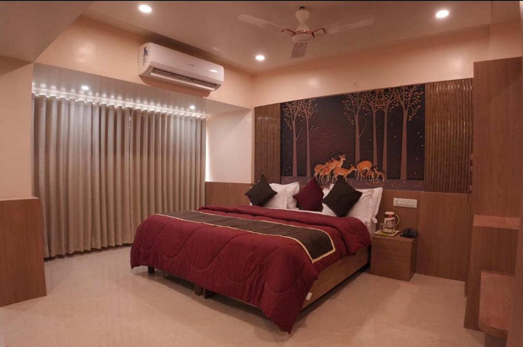 Photo of Bedroom in Rajkot