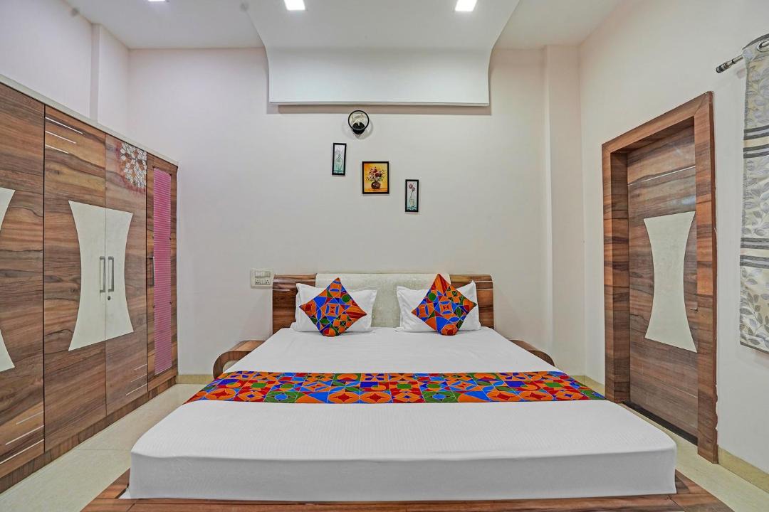 Photo of Bedroom in Alandi