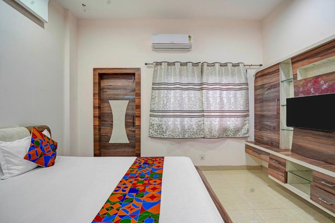 Photo of Bedroom in Alandi