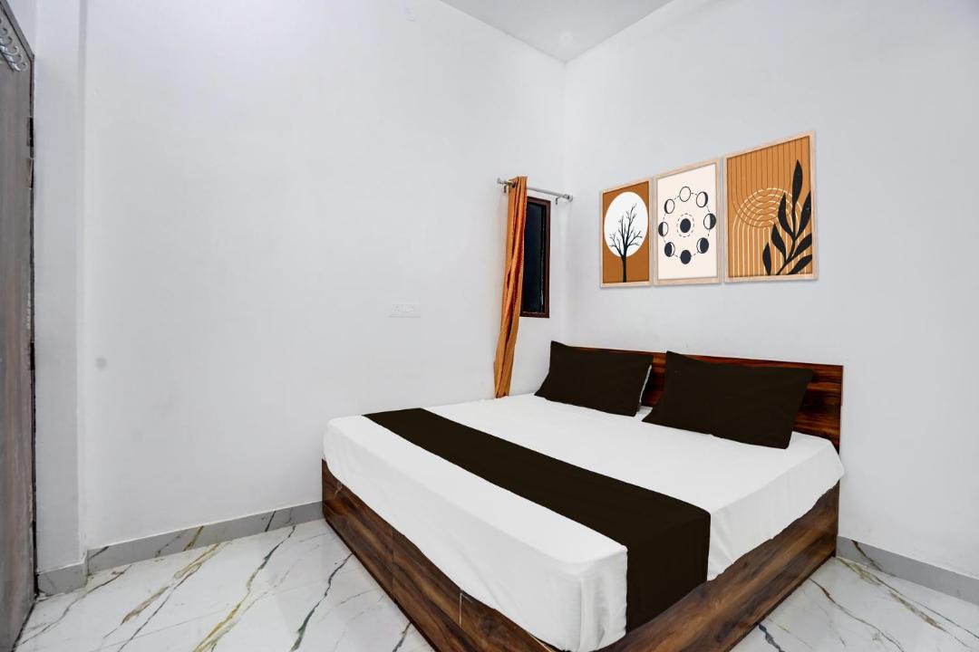 Photo of Bedroom in Dehradun