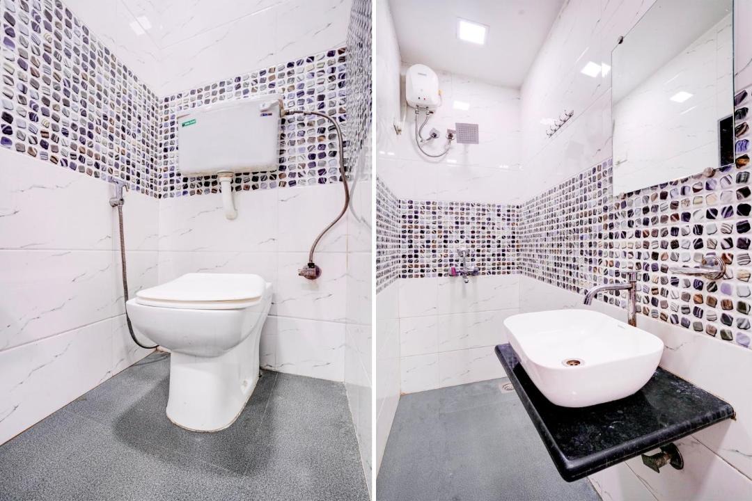 Photo of Bathroom in Andheri West