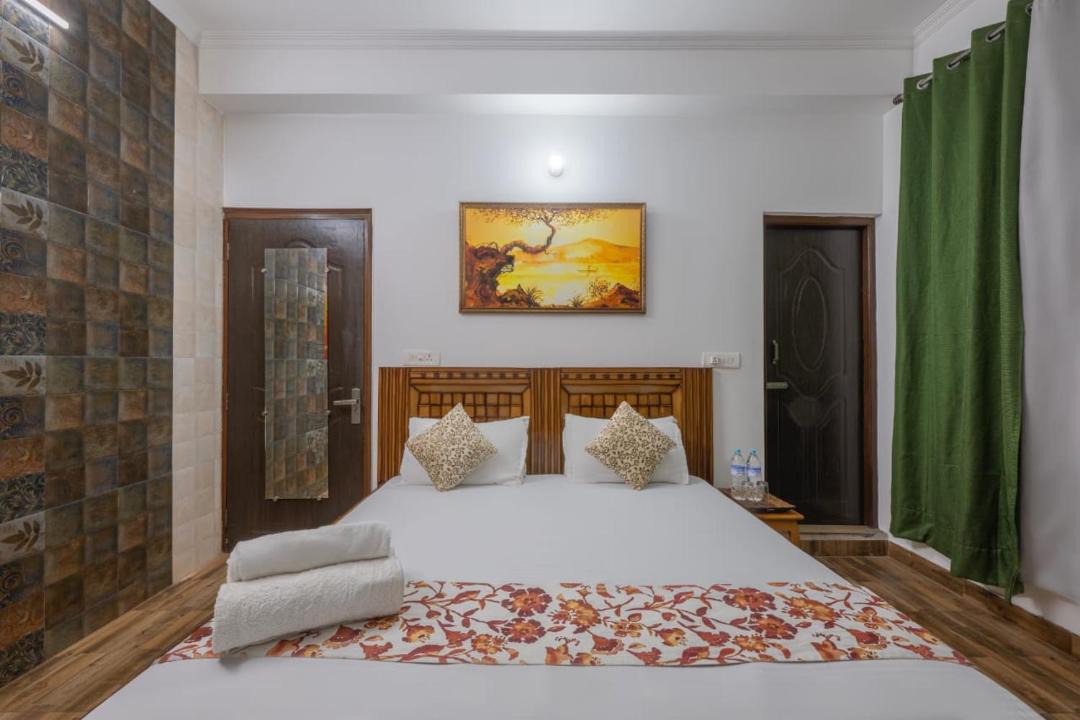 Photo of Bedroom in Dharampur
