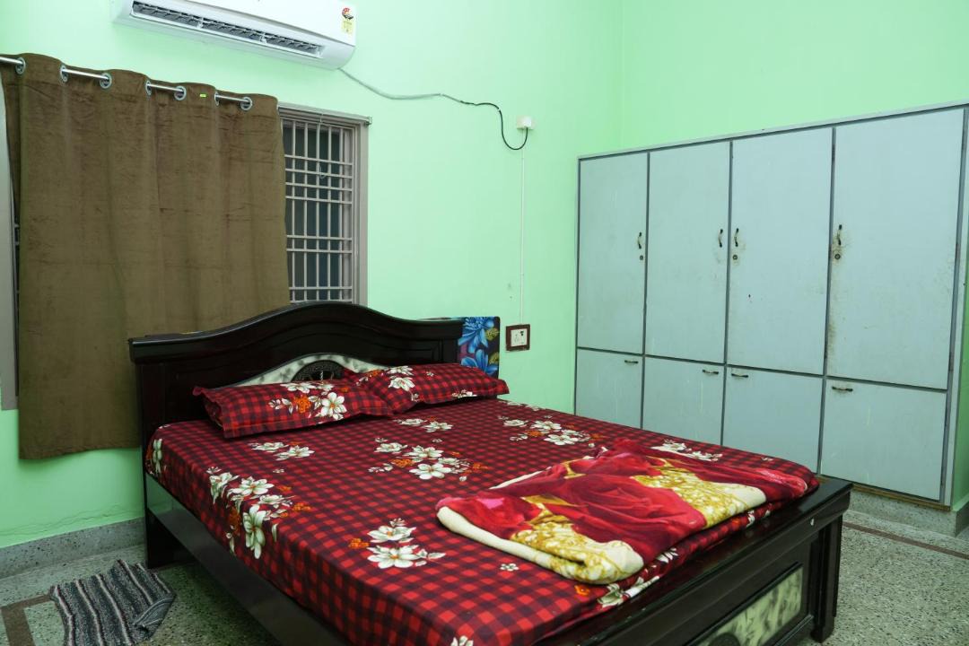 Photo of Bedroom in Pithapuram