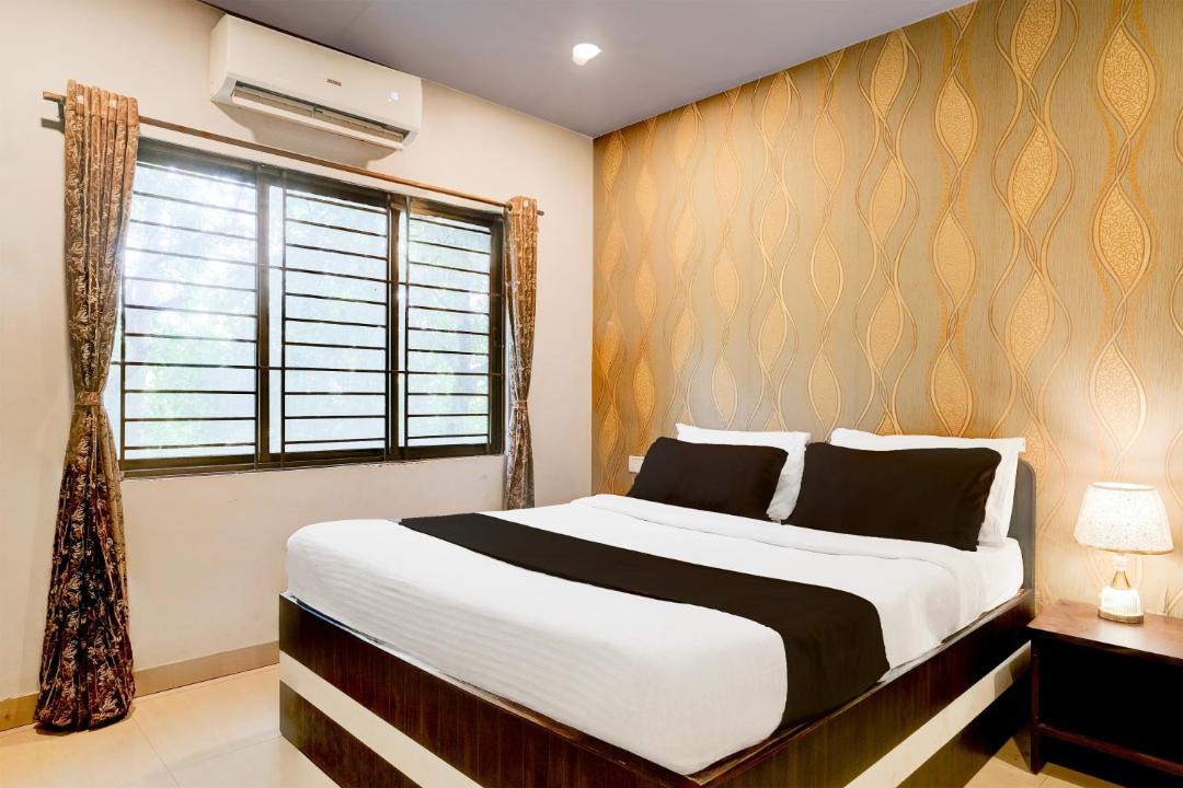 Photo of Bedroom in Sualkuchi