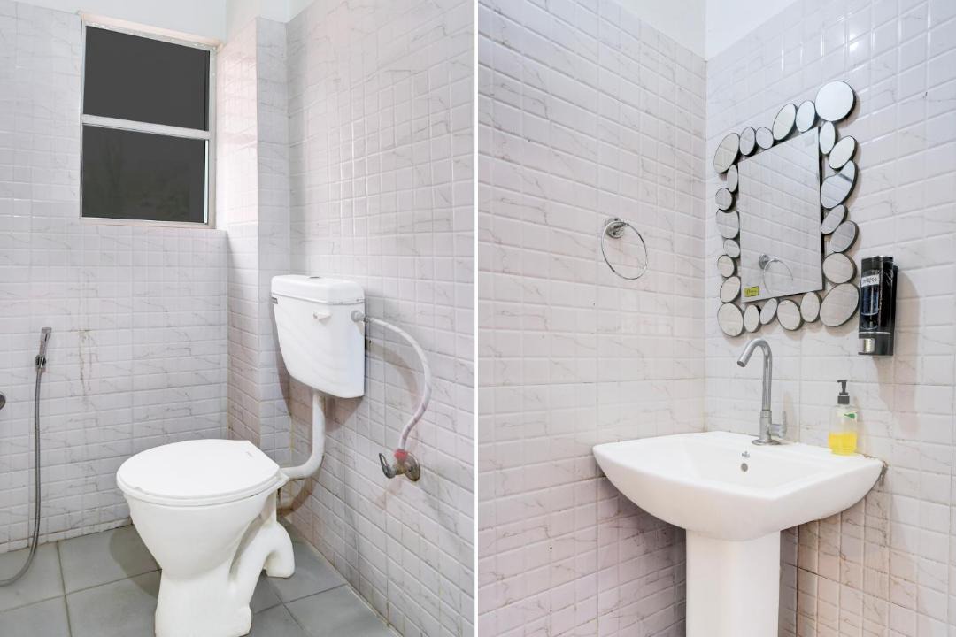 Photo of Bathroom in Sualkuchi