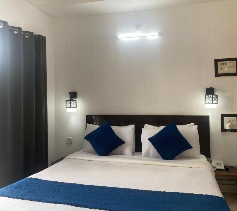 Photo of Bedroom in Chintpurni