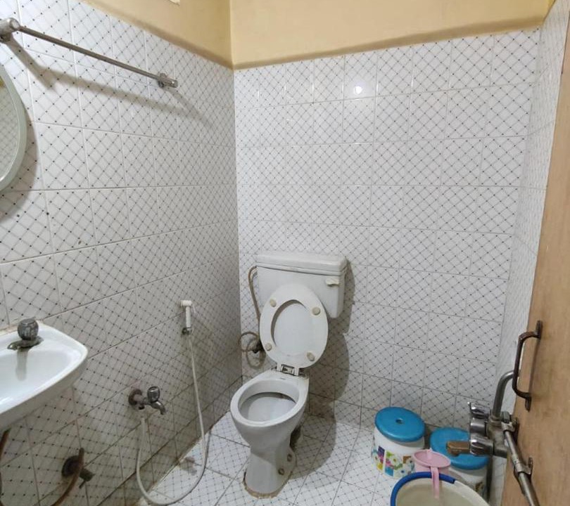 Photo of Bathroom in Vapi