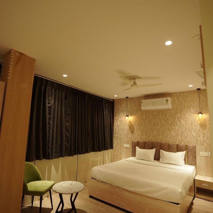 Photo of Bedroom in Bilaspur