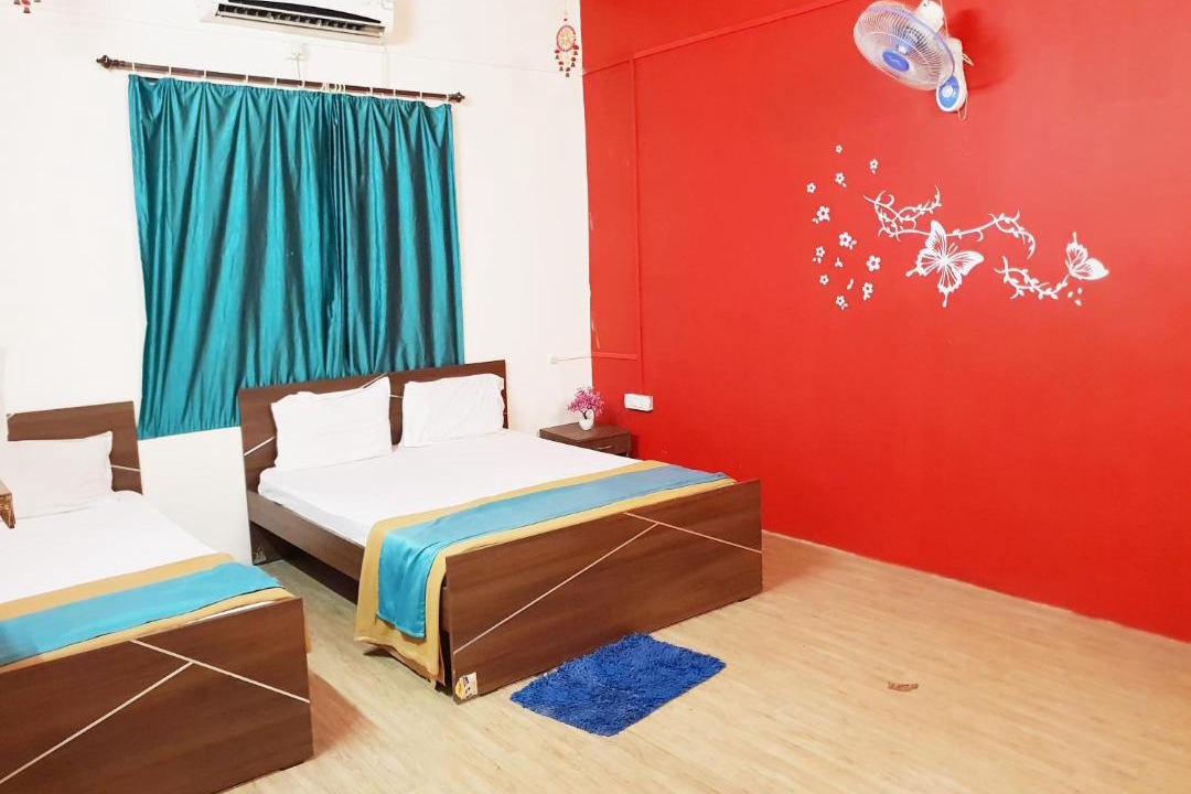 Photo of Bedroom in Daulatabad