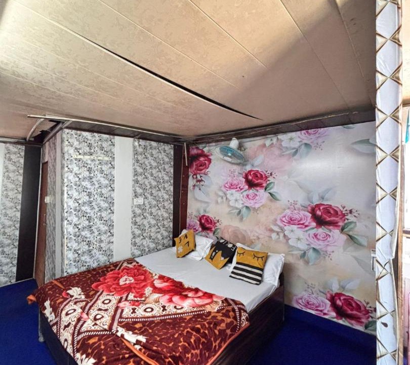 Photo of Bedroom in Khattalwada