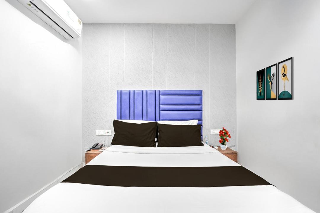 Photo of Bedroom in Surat