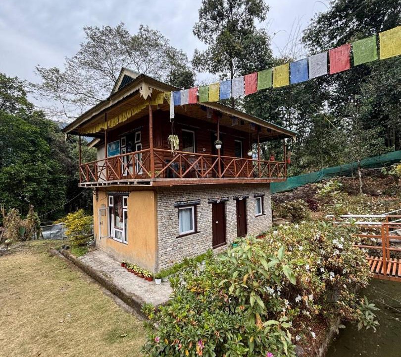 Photo of Others in Geyzing