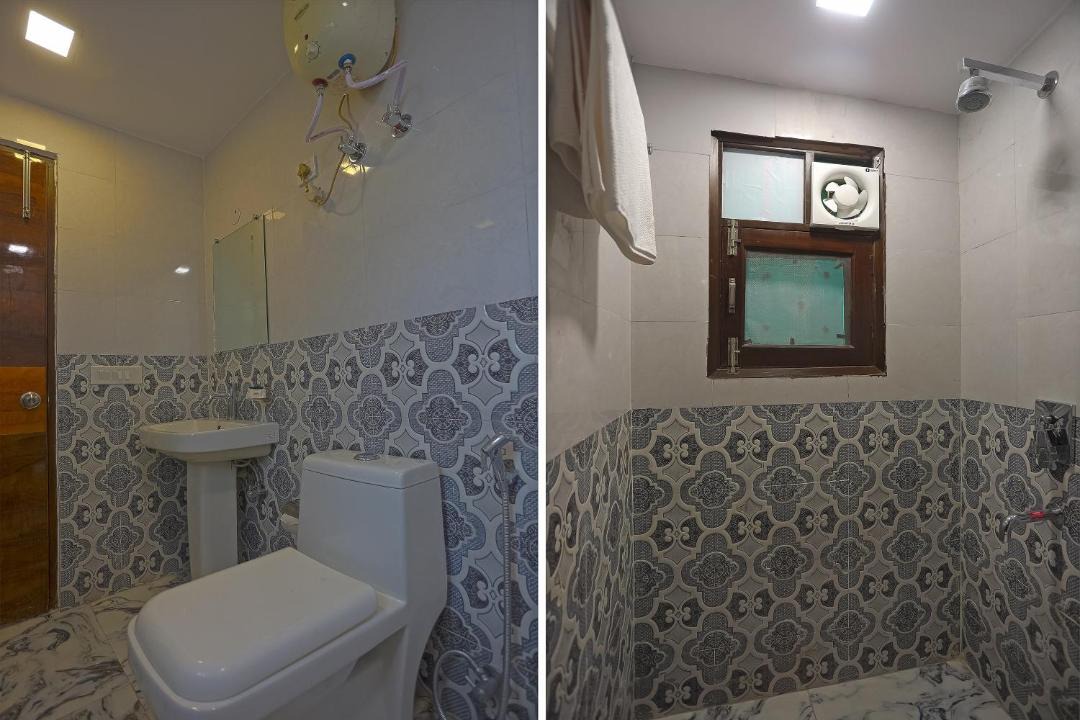 Photo of Bathroom in Janakpuri