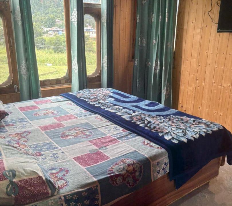 Photo of Bedroom in Bhaderwah