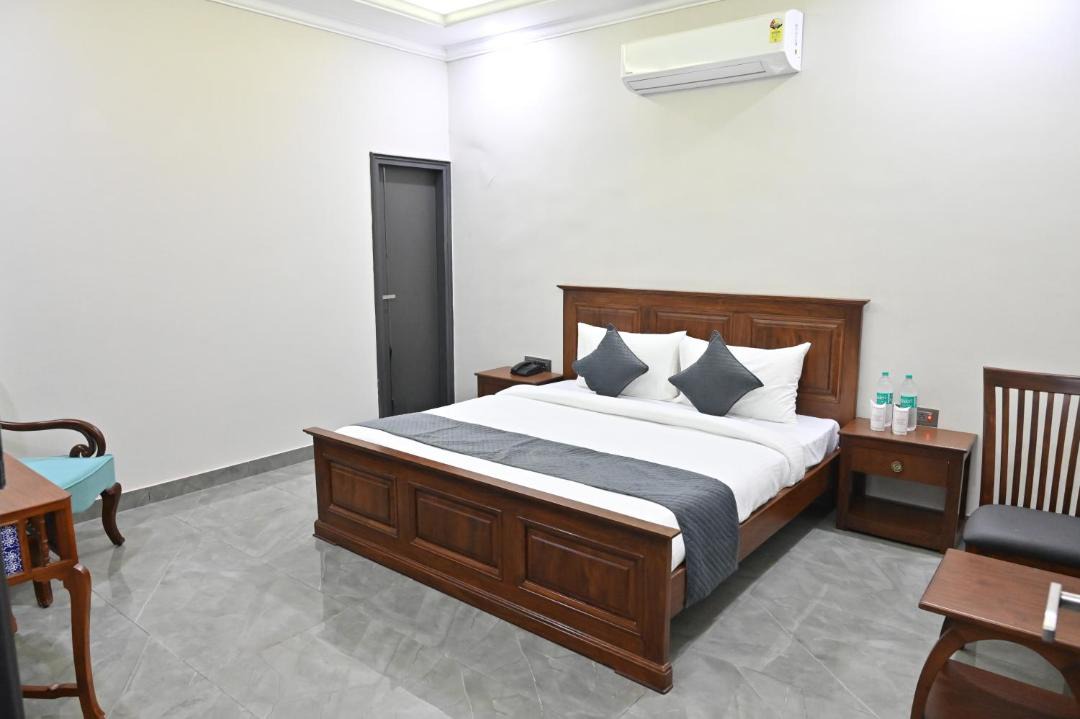 Photo of Bedroom in Bathinda