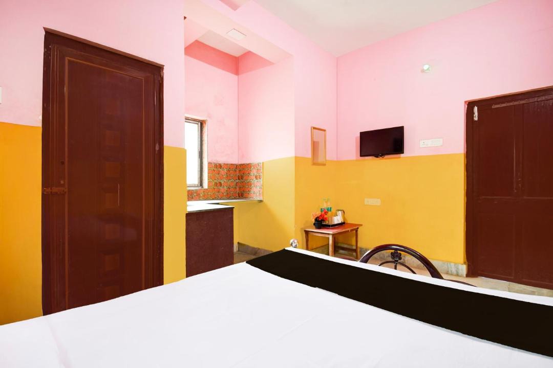Photo of Bedroom in Thakurpukur