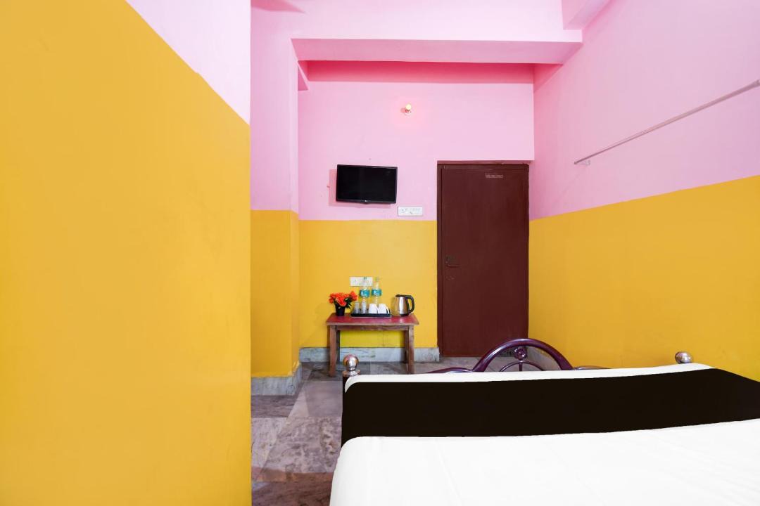 Photo of Bedroom in Thakurpukur