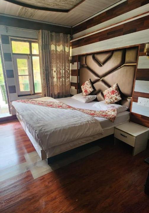 Photo of Bedroom in Pahalgam