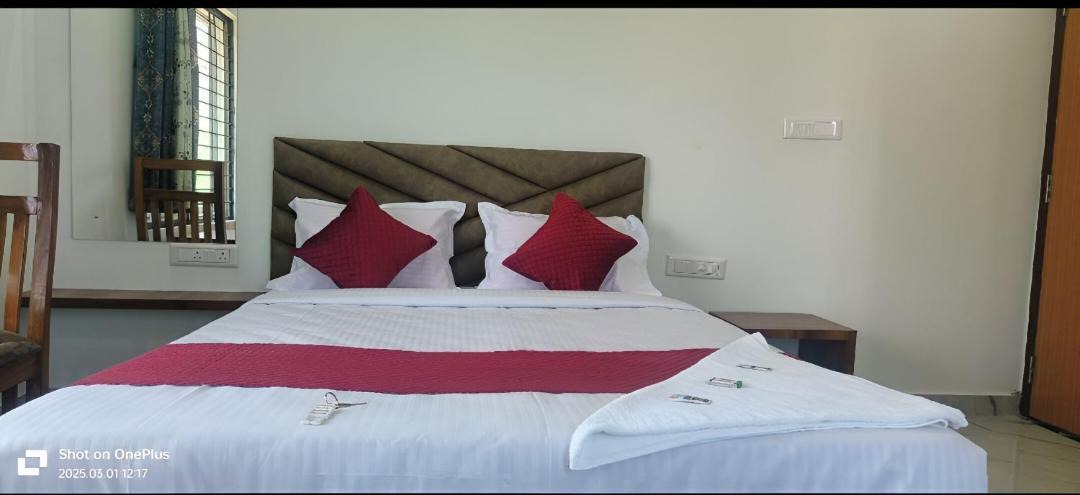 Photo of Bedroom in Kumbalgodu