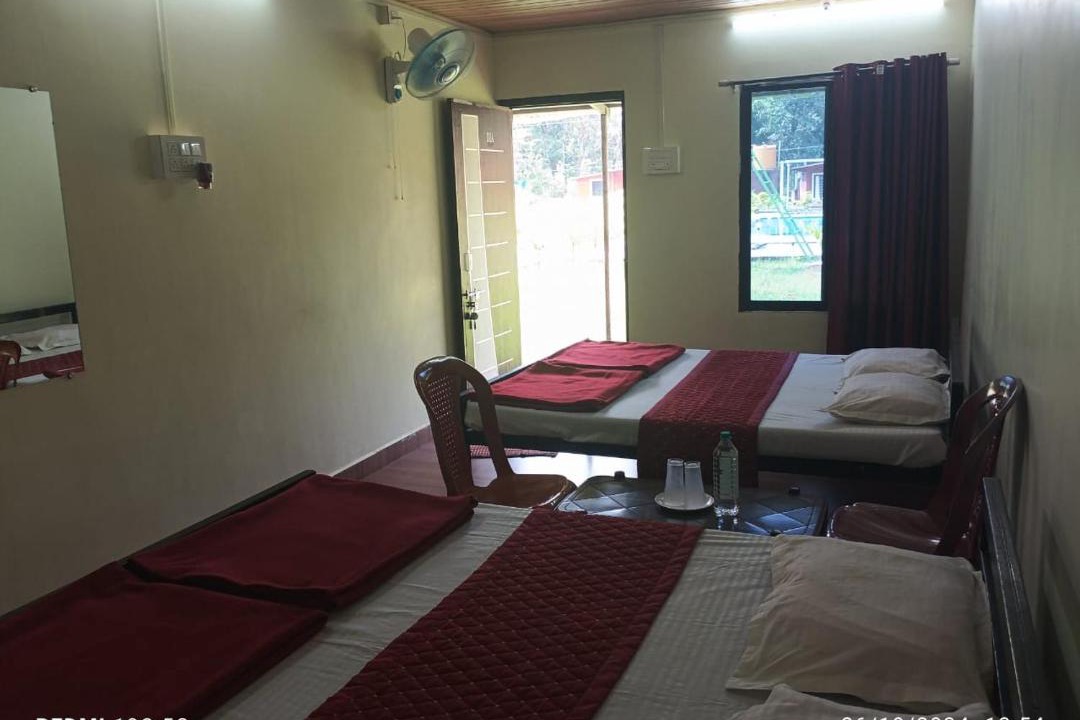 Photo of Bedroom in Timbholi