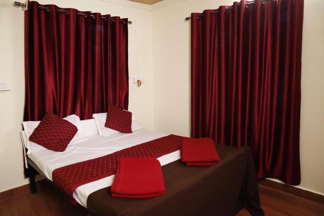 Photo of Bedroom in Timbholi