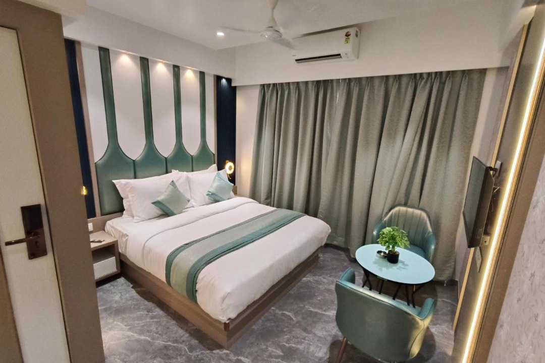 Photo of Bedroom in Airoli