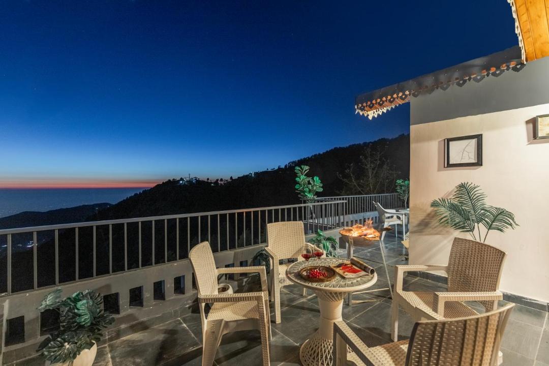Photo of Patio Balcony in Mussoorie