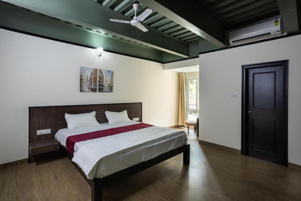 Photo of Bedroom in Padubidri