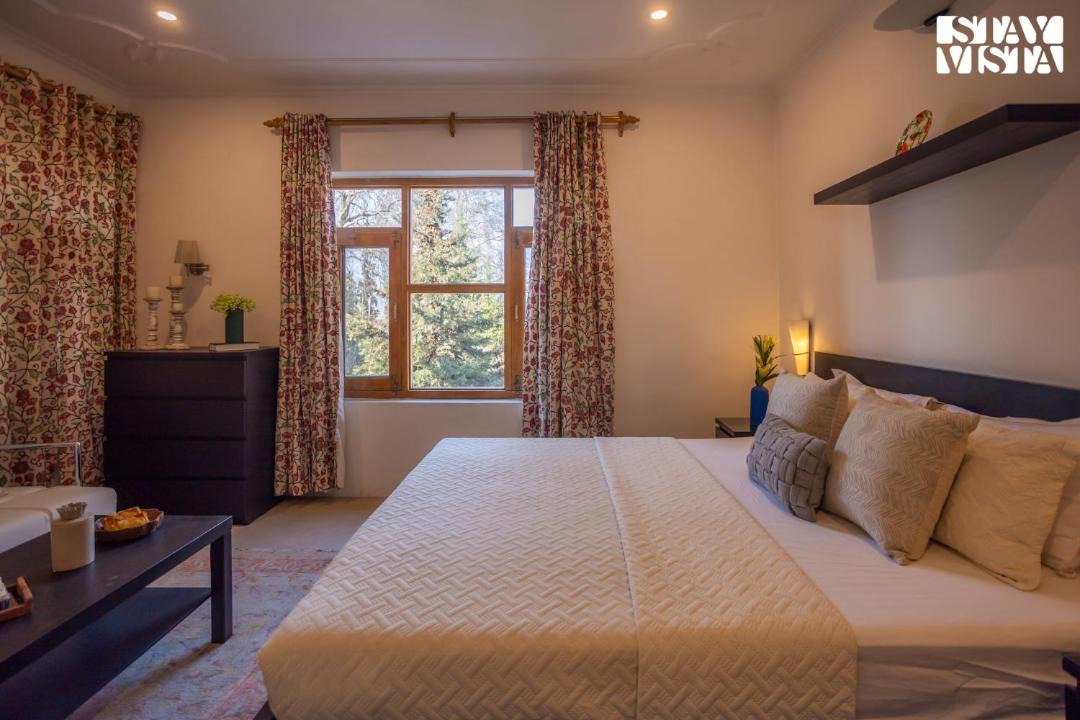 Photo of Bedroom in Nishat-Shalimar