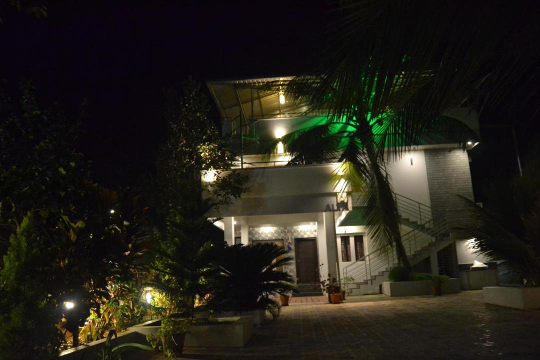 Photo of Buildings in Adyar