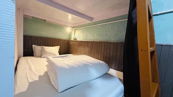 Photo of Bedroom in Darjeeling