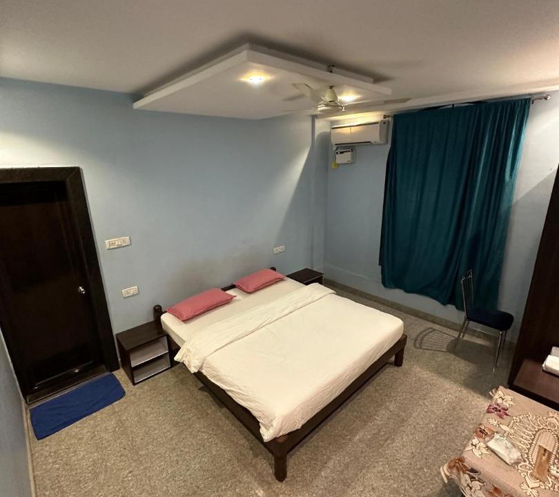 Photo of Bedroom in Vagator