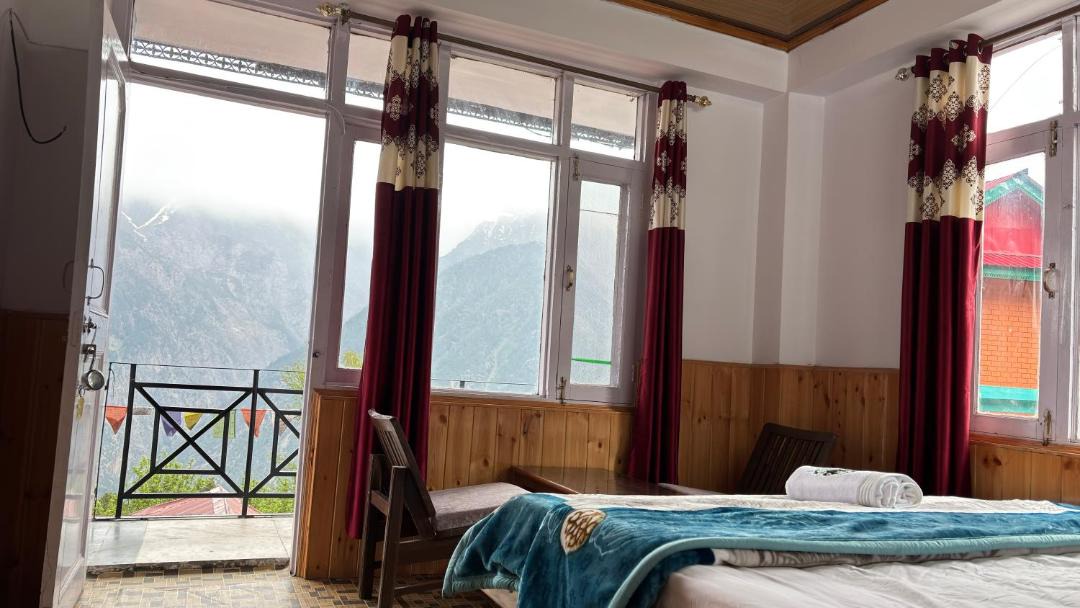 Photo of Bedroom in Kalpa