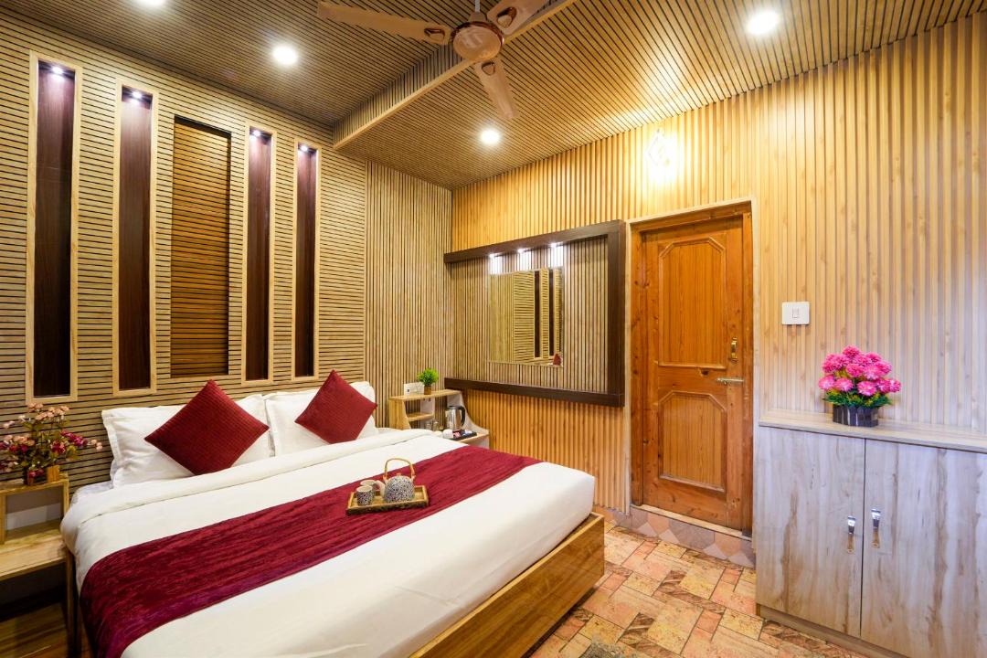 Photo of Others in Kasol